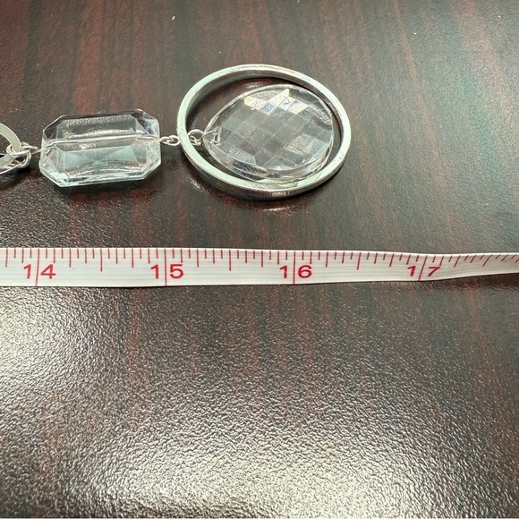 Avon long circle pendent Silver and clear  Crystal beads Necklace NIB vintage - Picture 4 of 7